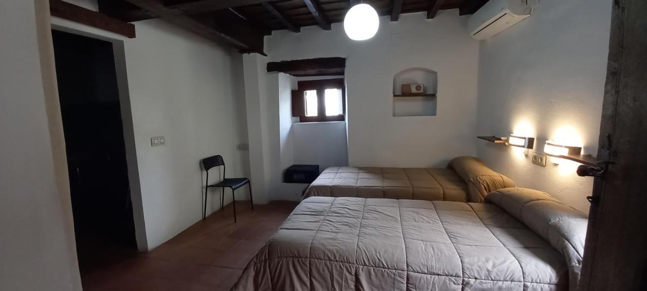 Albergue Turistico "San Blas" De Oliva De Plasencia Exterior foto