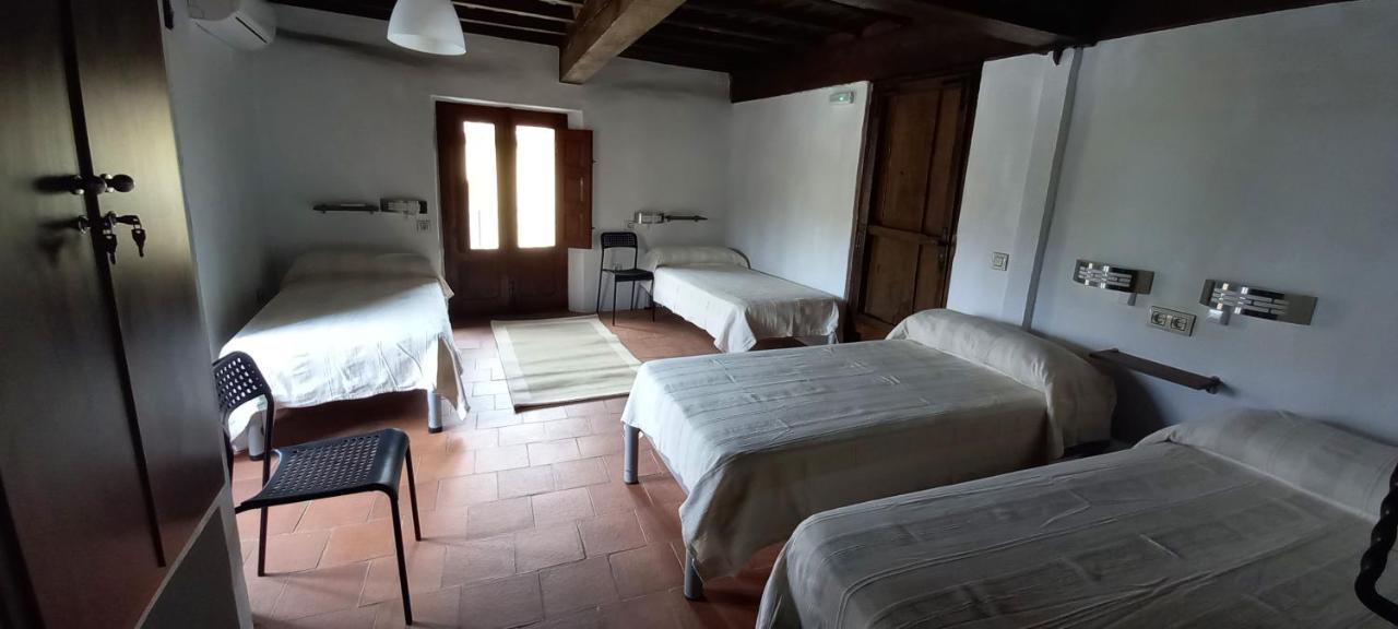 Albergue Turistico "San Blas" De Oliva De Plasencia Exterior foto