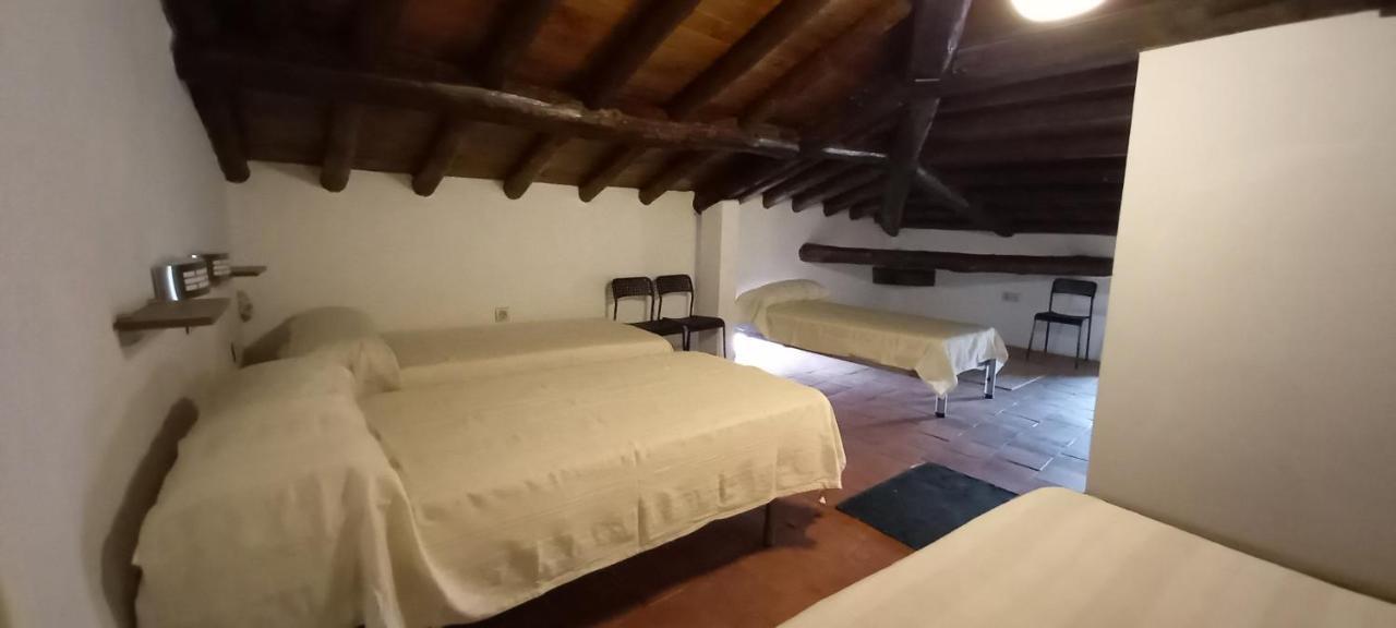 Albergue Turistico "San Blas" De Oliva De Plasencia Exterior foto